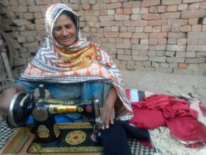 seeds-bashir-sewing_orig